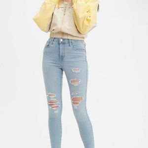 Levi 720 High rise super skinny jeans